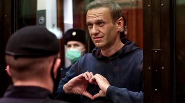 Chi era Alexei Navalny, il dissidente russo temuto da Putin. Il caso del novichok nel 2020