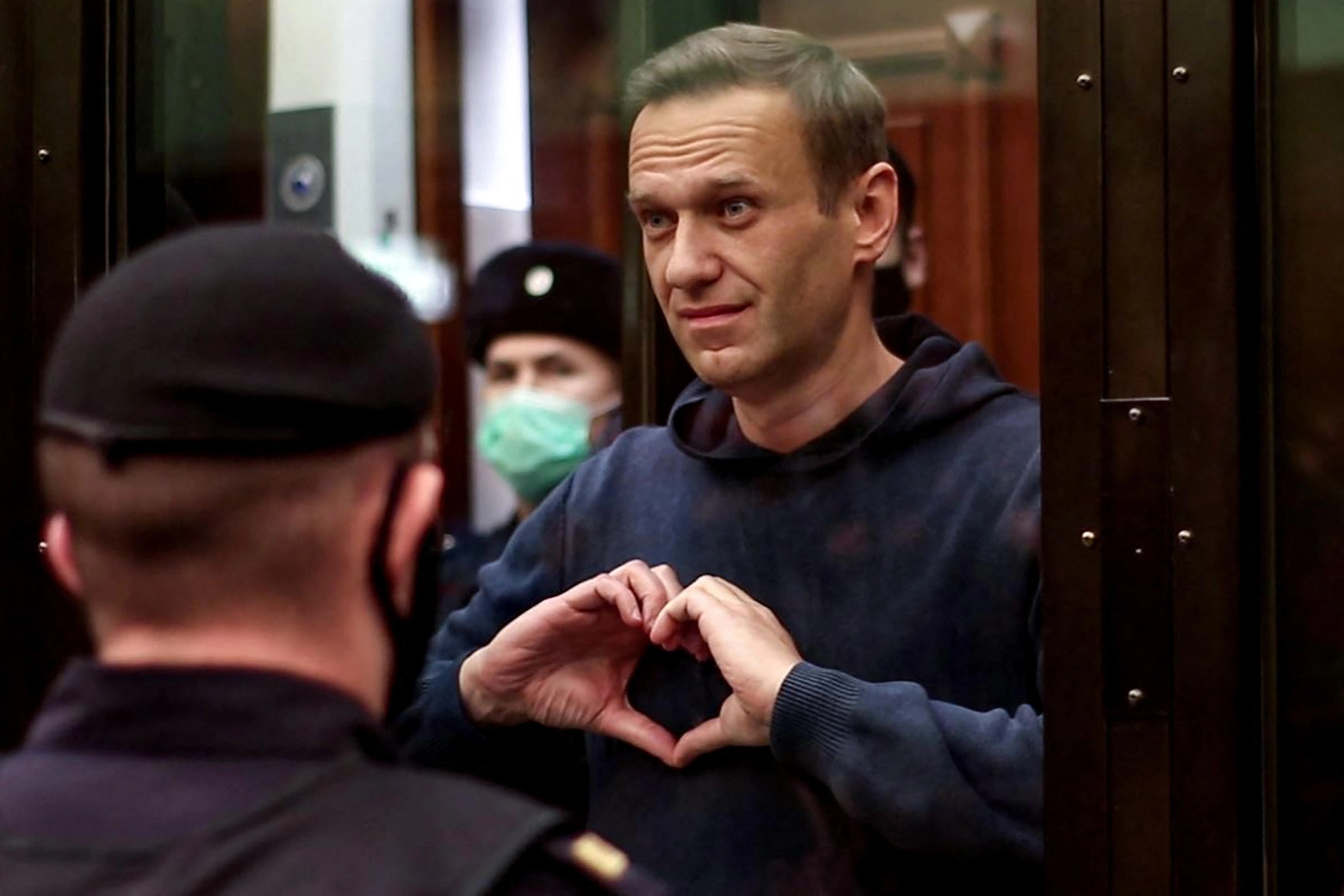 Alexei Navalny durante un'udienza (Ansa)