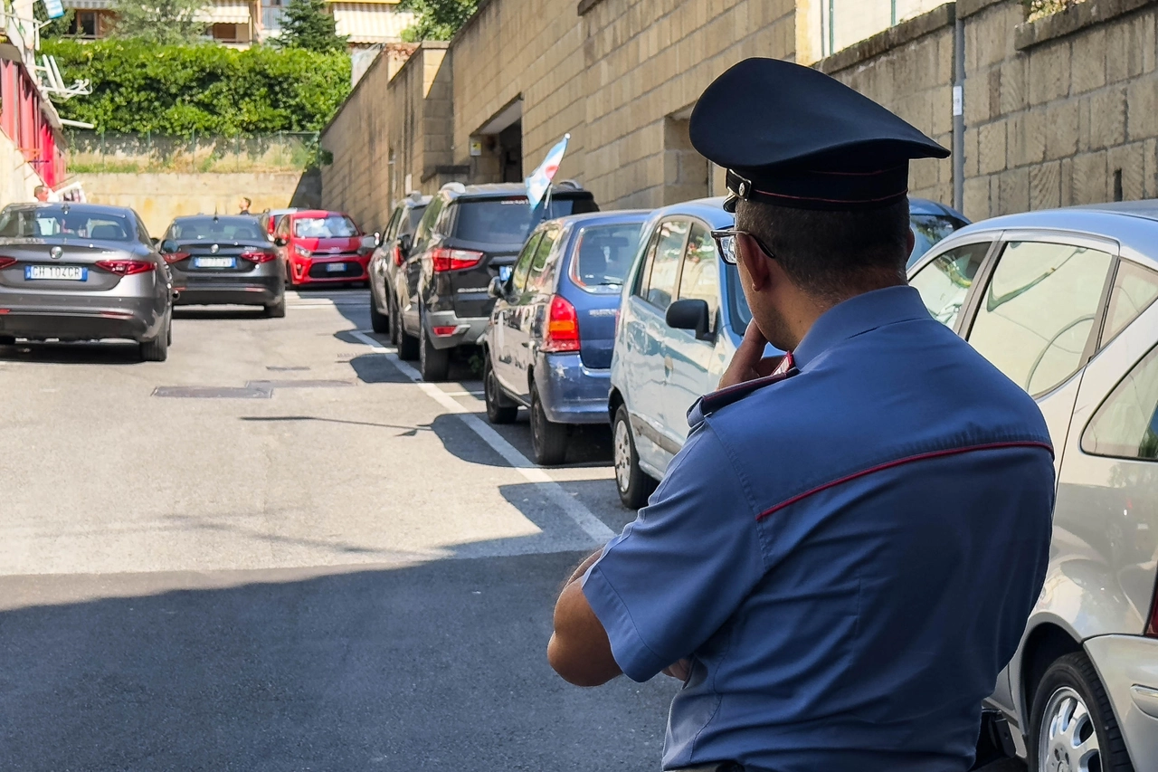 Donna trovata morta in auto a Piano di Sorrento.