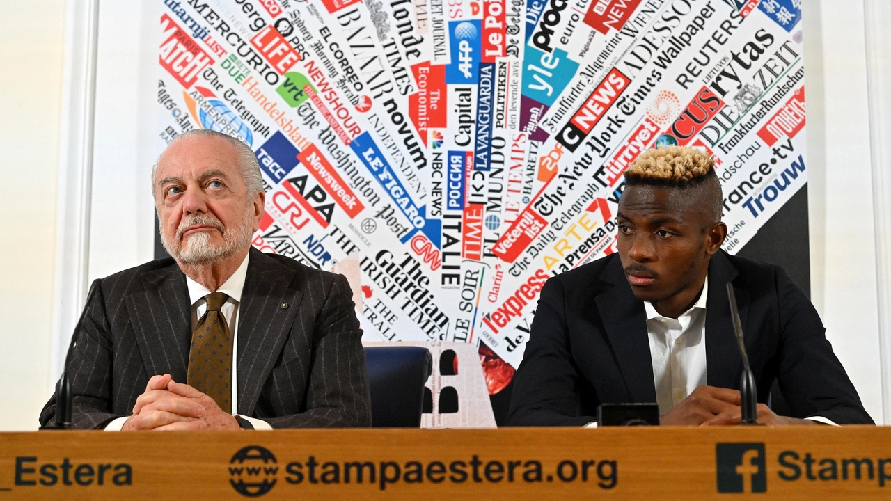 Aurelio De Laurentiis e Victor Osimhen (Ansa)