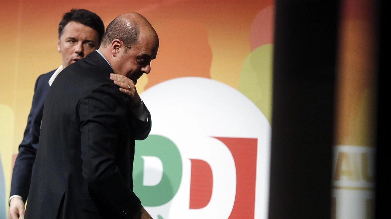 Matteo Renzi e Nicola Zingaretti (Ansa)