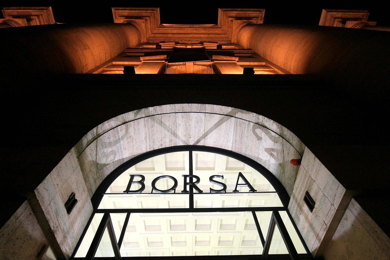 La Borsa di Milano (foto Imagoeconomica)