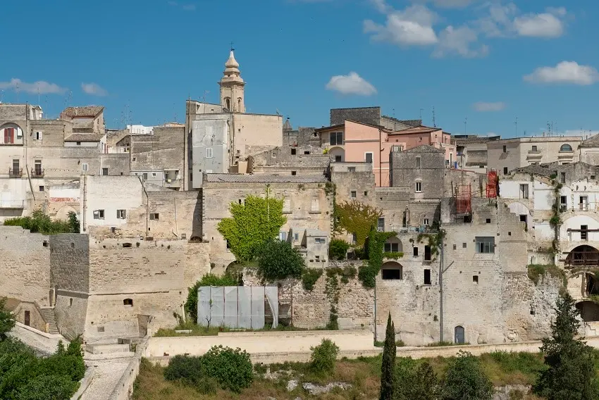 Gravina, nomen omen: la città da scoprire in superficie e in sotterranea