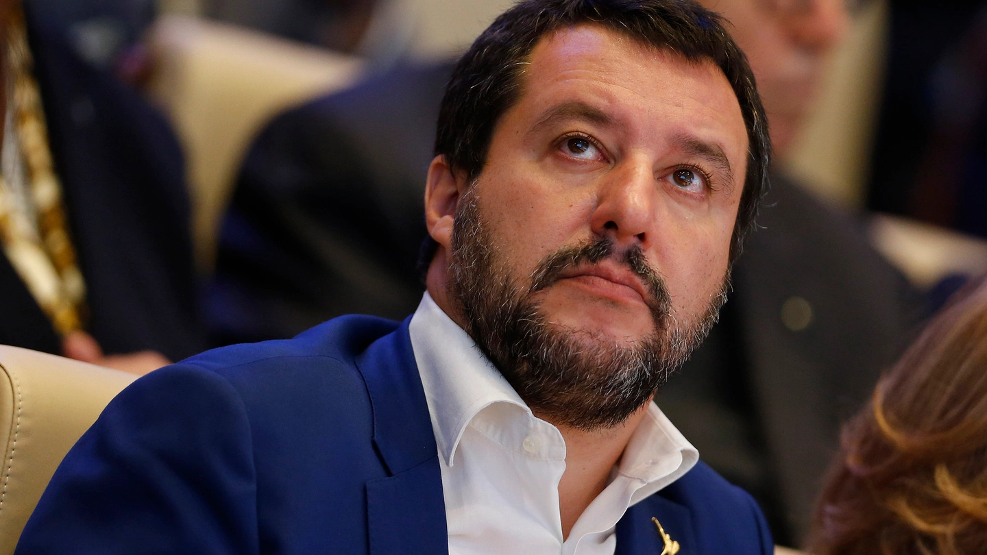 Il ministro Matteo Salvini (Lapresse)