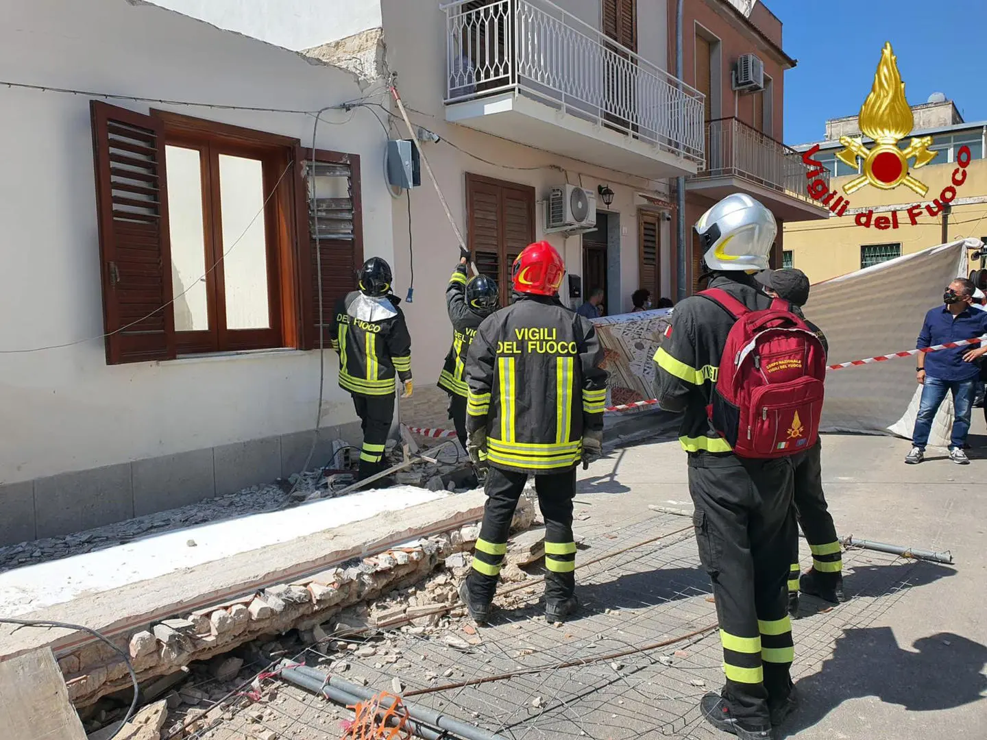 Avola, incidente sul lavoro: un operaio morto e uno ferito