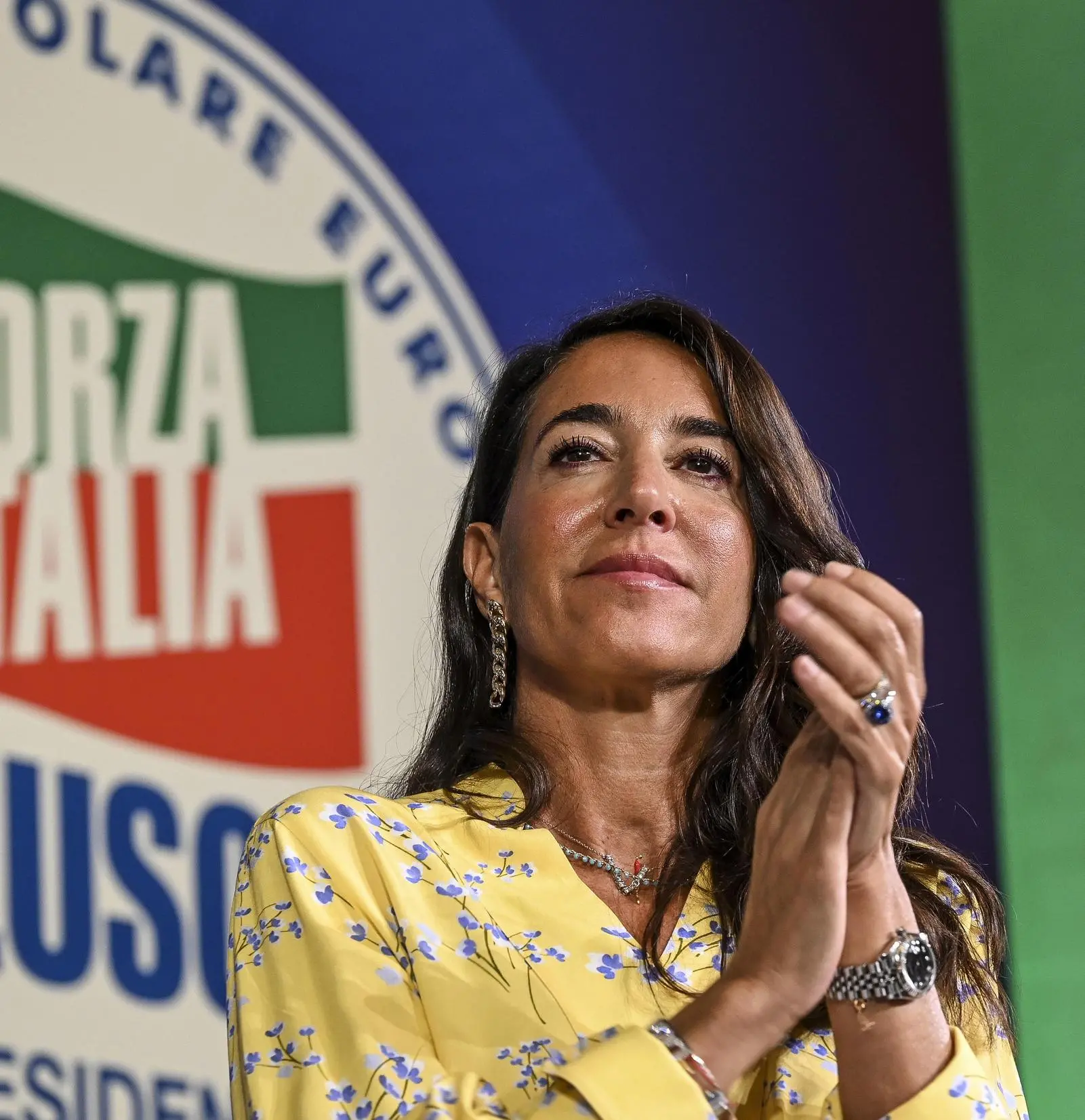 Licia Ronzulli: "Salvini? In Italia Tutto Ok. Nella Ue Mai Più Coi ...