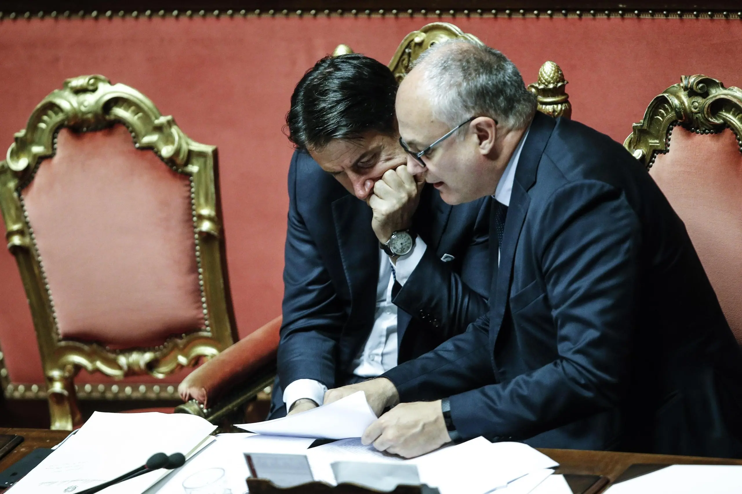 Gualtieri: "Manovra da 30 miliardi. Dobbiamo pagare il conto del Papeete"