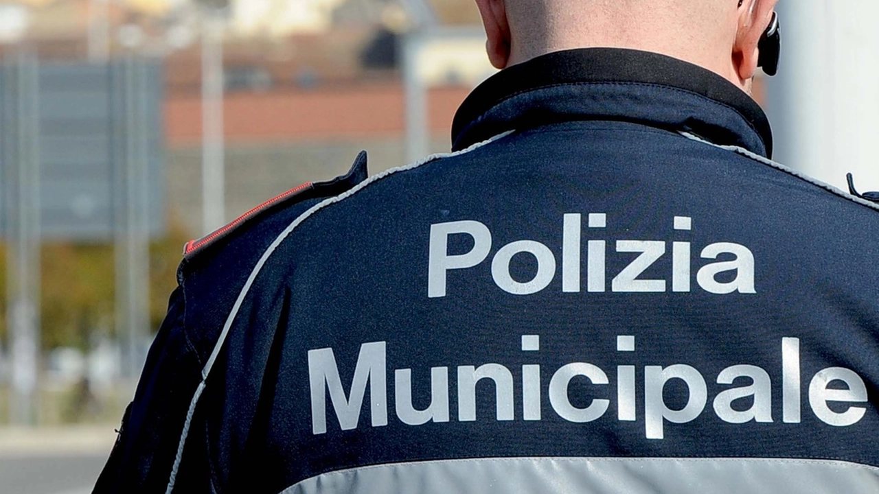 Un agente della polizia municipale (Foto d’archivio)