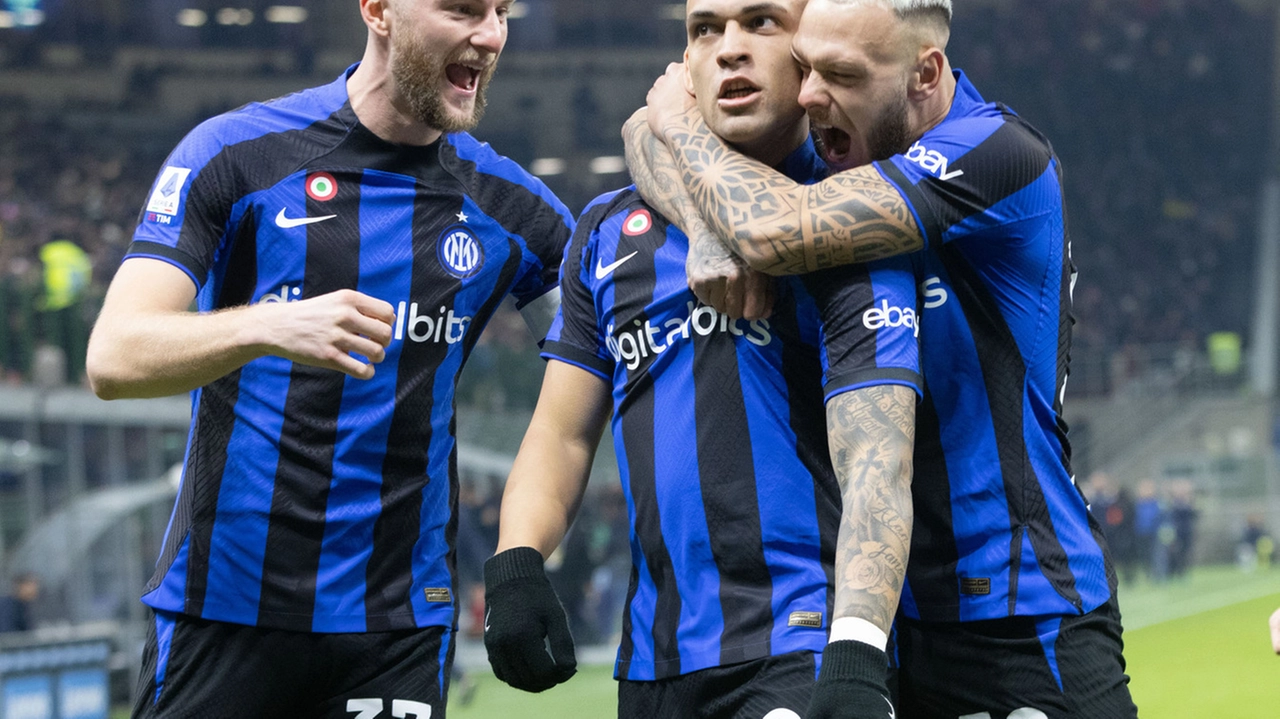 L'Inter ospiterà l'Empoli lunedì a San Siro. Da sinistra, Skriniar, Lautaro e Dimarco