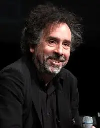 Tim Burton compie 60 anni, un genio con lo sguardo da bambino