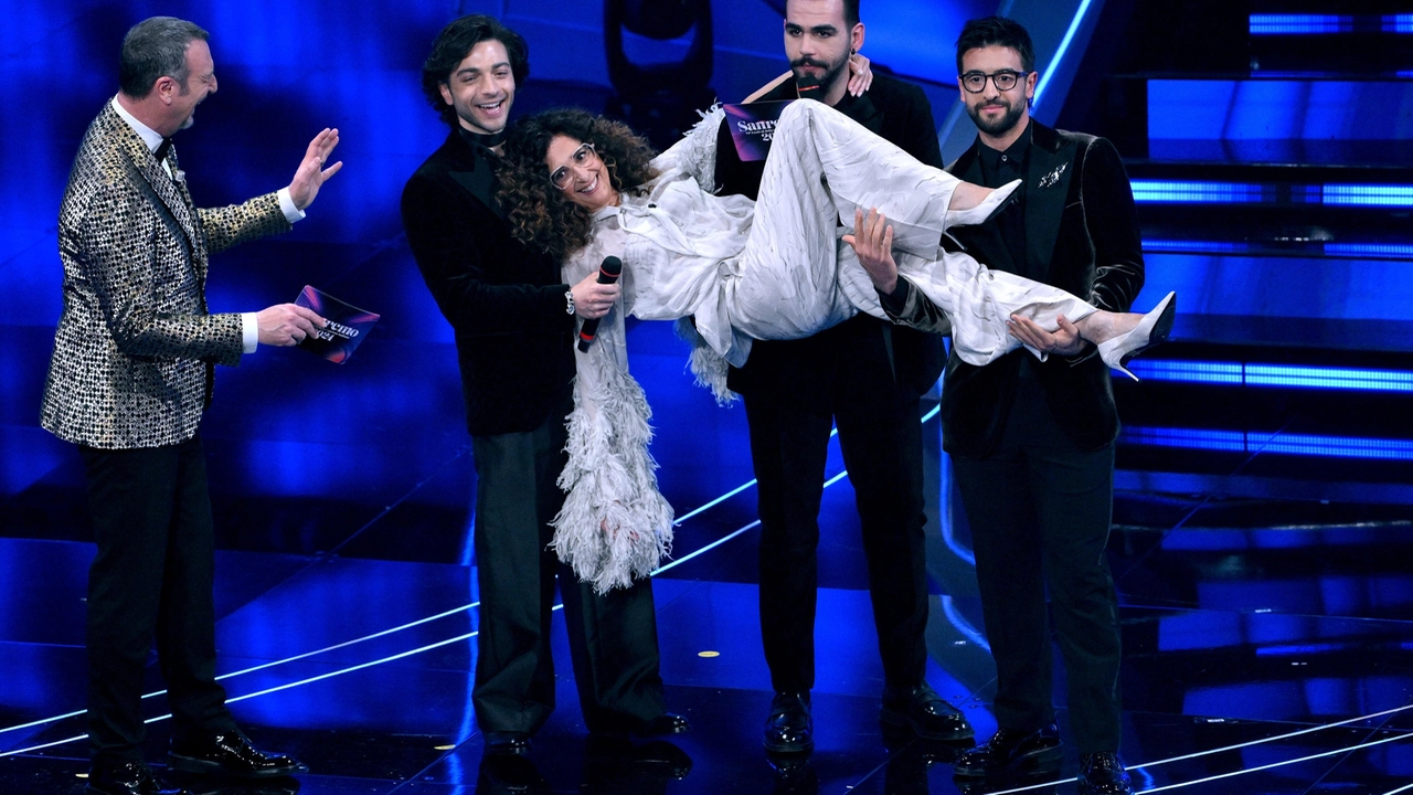 Il Volo con Teresa Mannnino (Ansa)