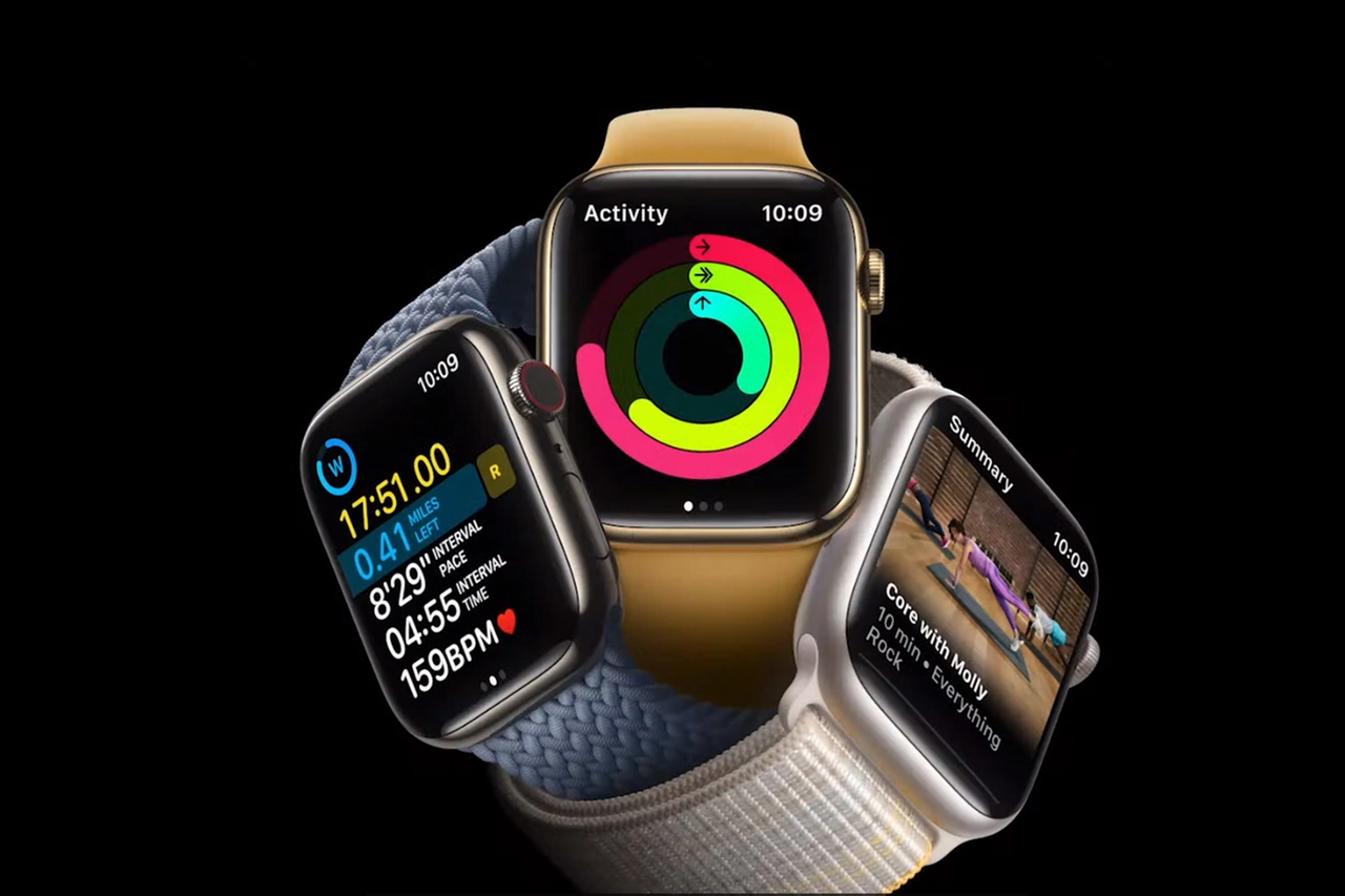 L'Apple Watch 8 (Ansa)