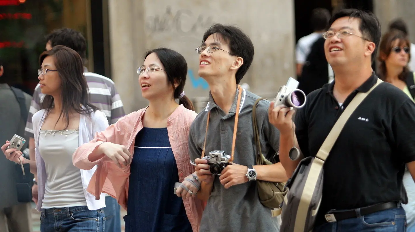 Tornano i turisti cinesi. La fine dello Zero Covid è una manna per l'Italia