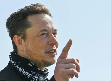 Elon Musk nega di aver spento i satelliti Starlink
