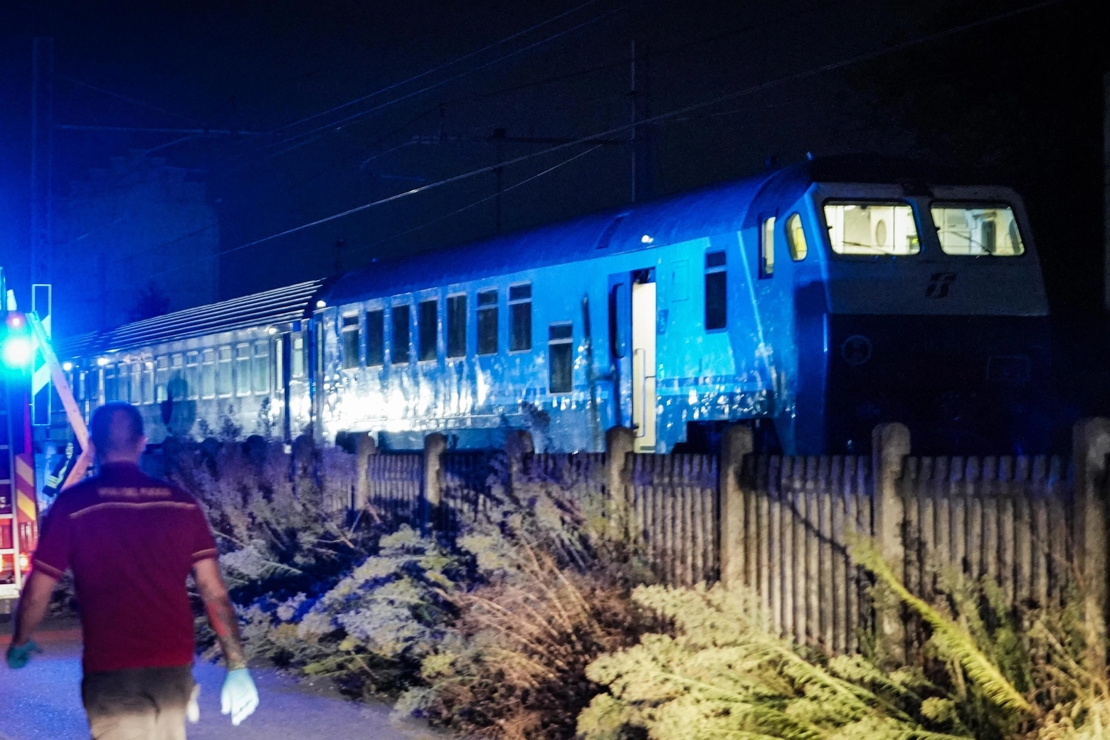 Tragedia ferroviaria a Torino, morti 5 operai (Ansa)