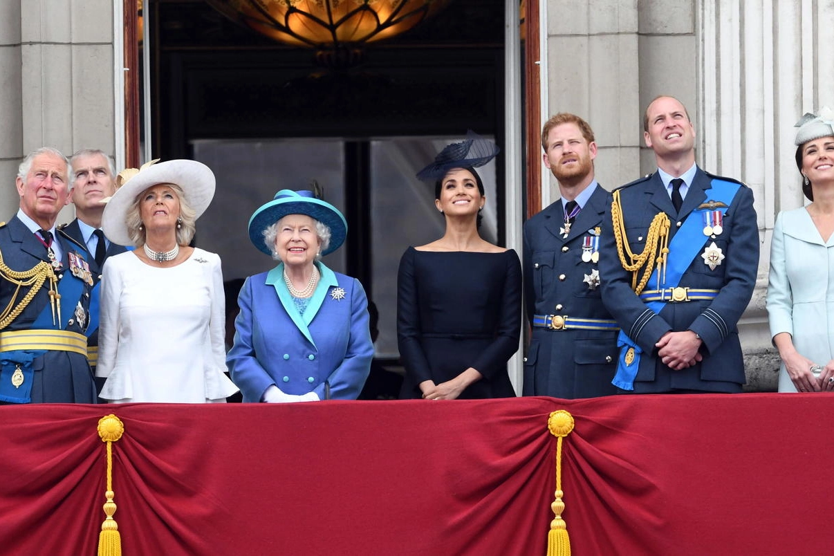 Da sinistra Meghan, Harry, William e Kate (Ansa)