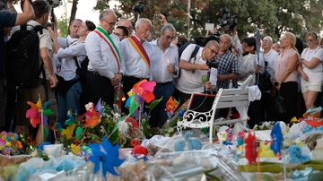 Incidente Casal Palocco, fiaccolata in bianco per il piccolo Manuel