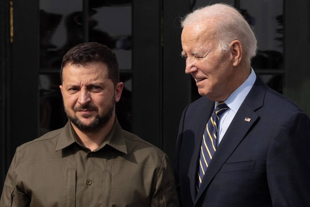 Il presidente ucraino Zelensky insieme al presidente Usa Biden