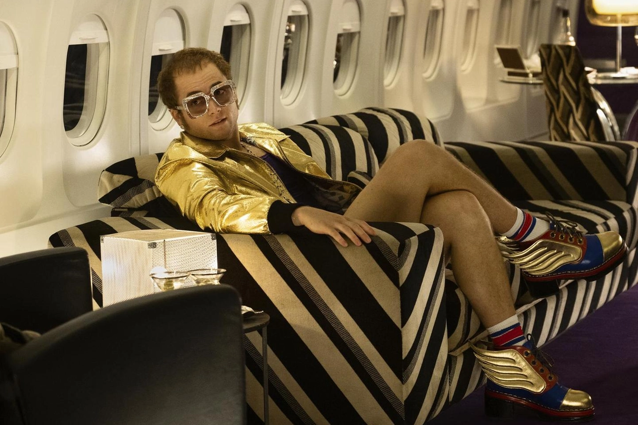 Una scena del film 'Rocketman' (Ansa)