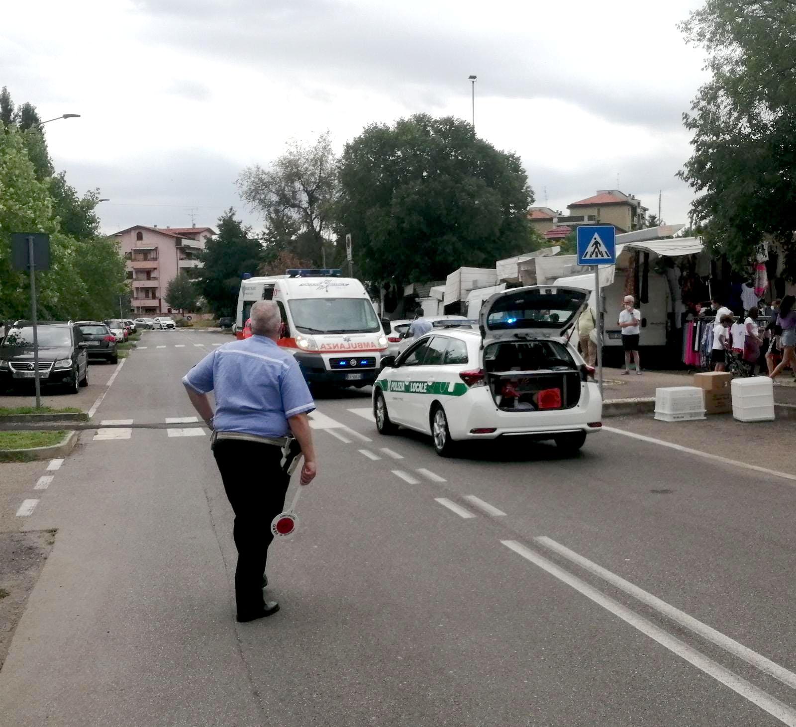 Roma Incidente Stradale Pedone Enne Travolto E Ucciso