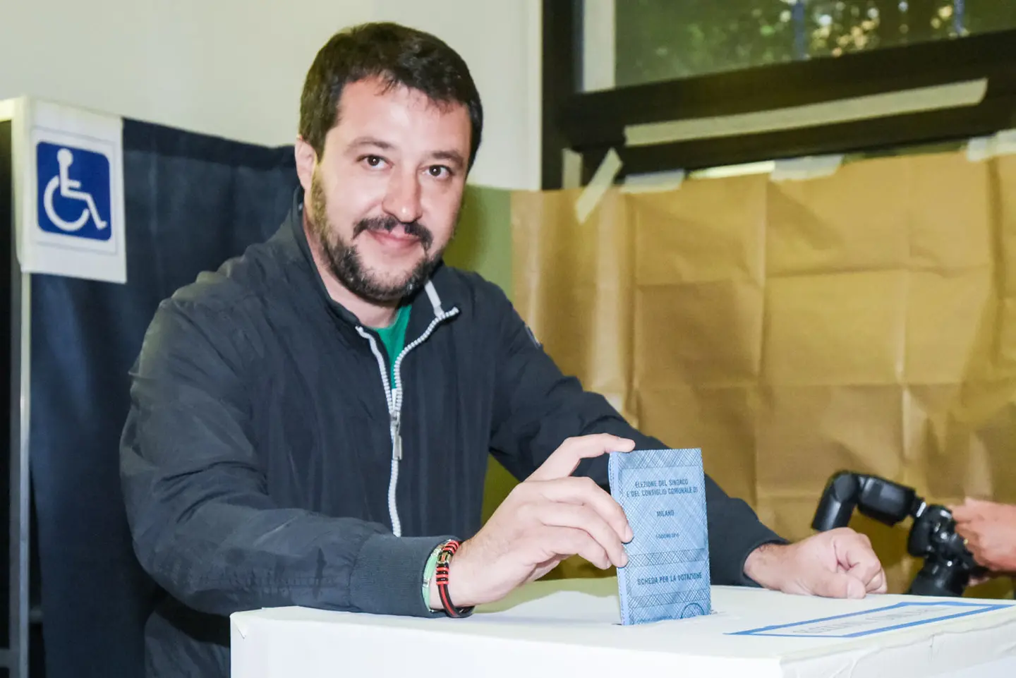 Elezioni amministrative, esulta M5S. Salvini: "Mai col Pd"