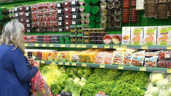 Isis, 'avvelenate cibo in supermercati'