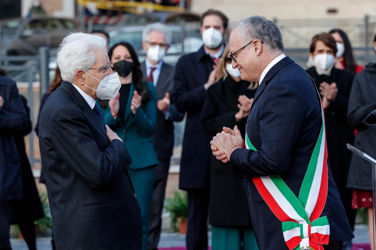 Il sindaco di Roma Gualtieri e il presidente della Repubblica Mattarella