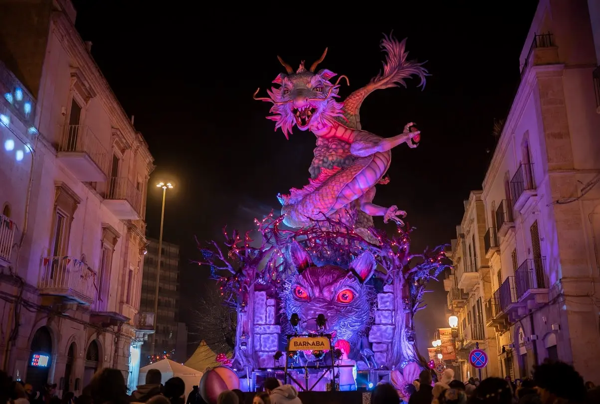 Putignano, il Carnevale più lungo e antico d'Europa