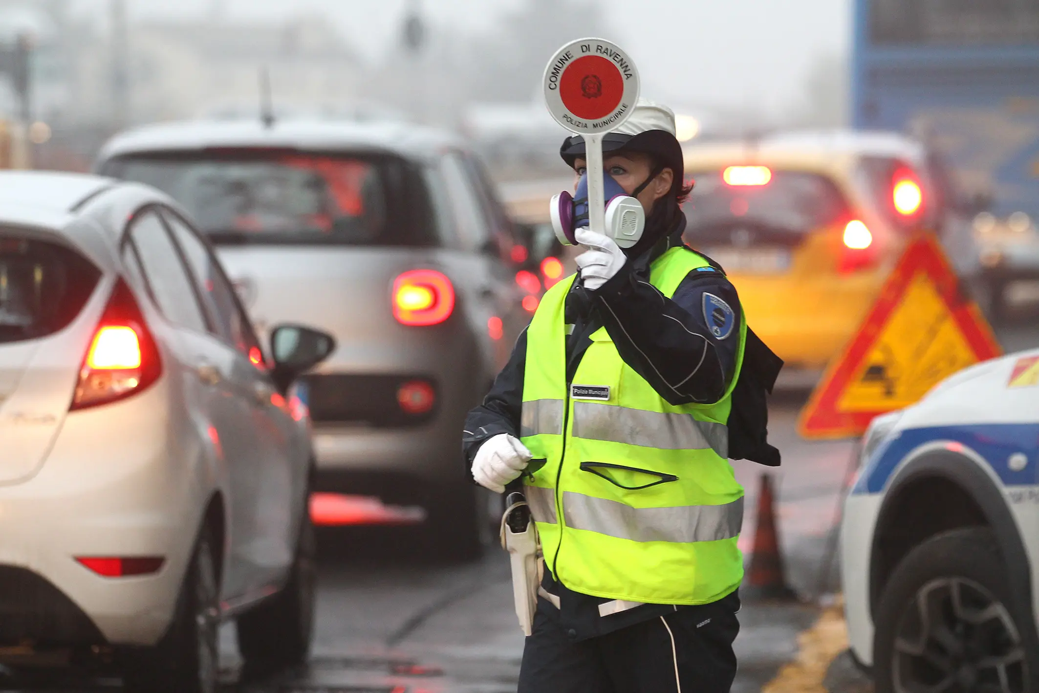 Blocco traffico e smog, ecco quali auto vengono fermate