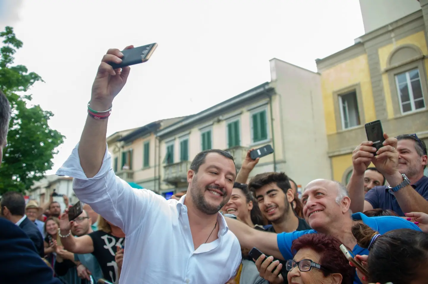 Salvini, per gli italiani è lui il vero premier. "Di Maio? Poco influente"