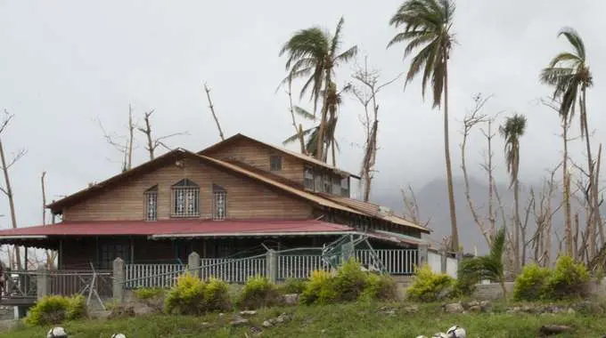 Uragano Maria si indebolisce