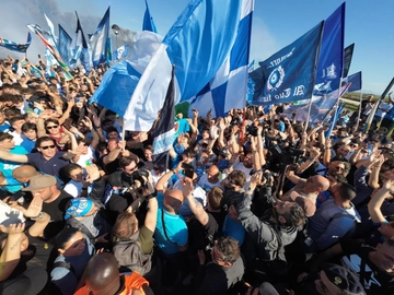 Scudetto Napoli, festa rinviata a domenica. In vendita zolle dello stadio di Udine