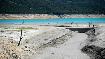 Cambiamento climatico, gli scienziati smontano le bufale dei negazionisti: “Eventi estremi e caldo non hanno precedenti"