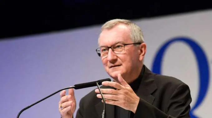 Parolin, violenza sempre inaccettabile