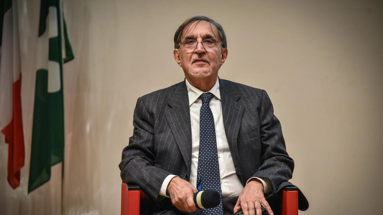 Il presidente del Senato Ignazio La Russa (Ansa)