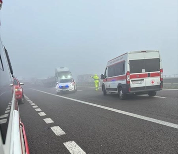 Ancora nebbia sulla A22 del Brennero: 50 km/h e safety car