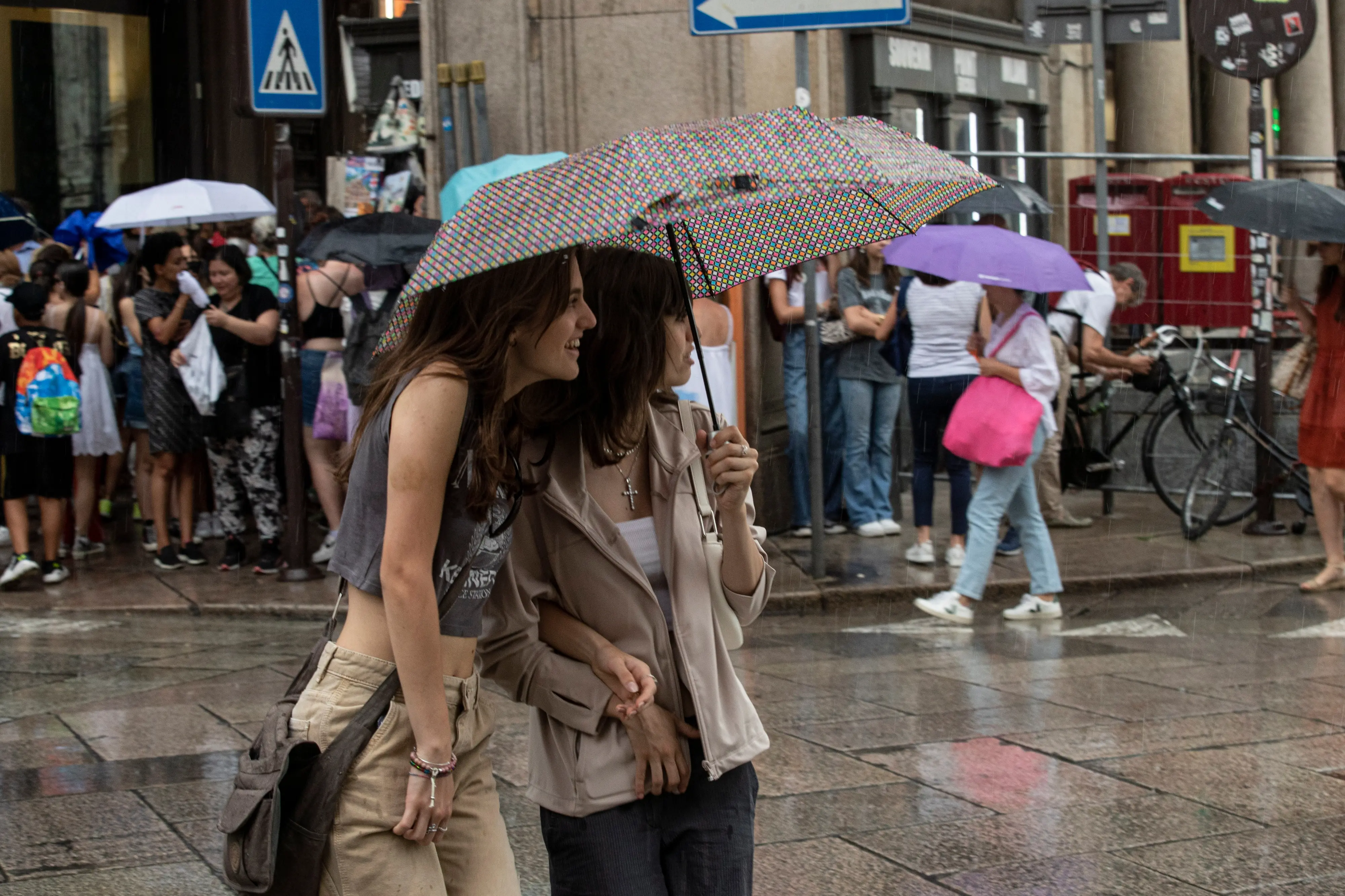 Previsioni meteo: sabato con le ultime piogge. Weekend meno caldo in Italia