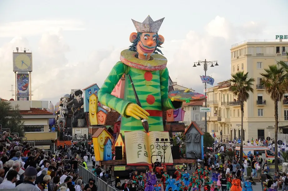 A Viareggio il Carnevale è cosa seria