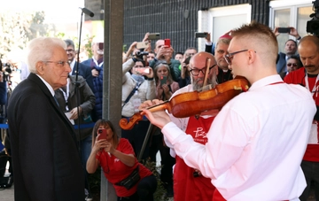 PizzAut apre a Monza, all’inaugurazione anche il presidente Mattarella