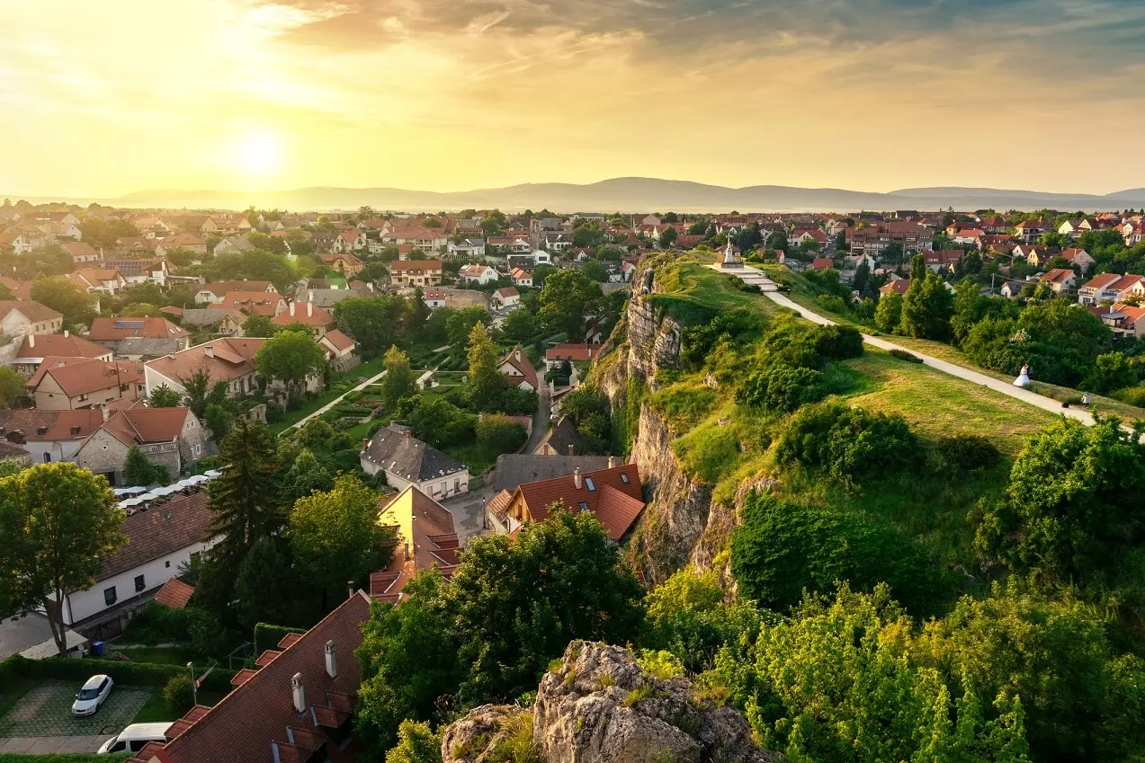 Veszprém, la città delle Regine: il borgo medievale ungherese rinato come Capitale europea della Cultura