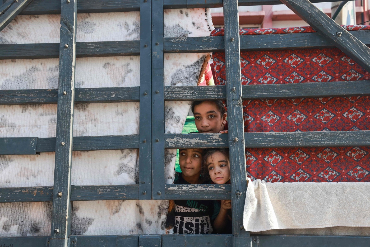 Gaza, Save the Children: "Un milione di bambini senza un posto sicuro"