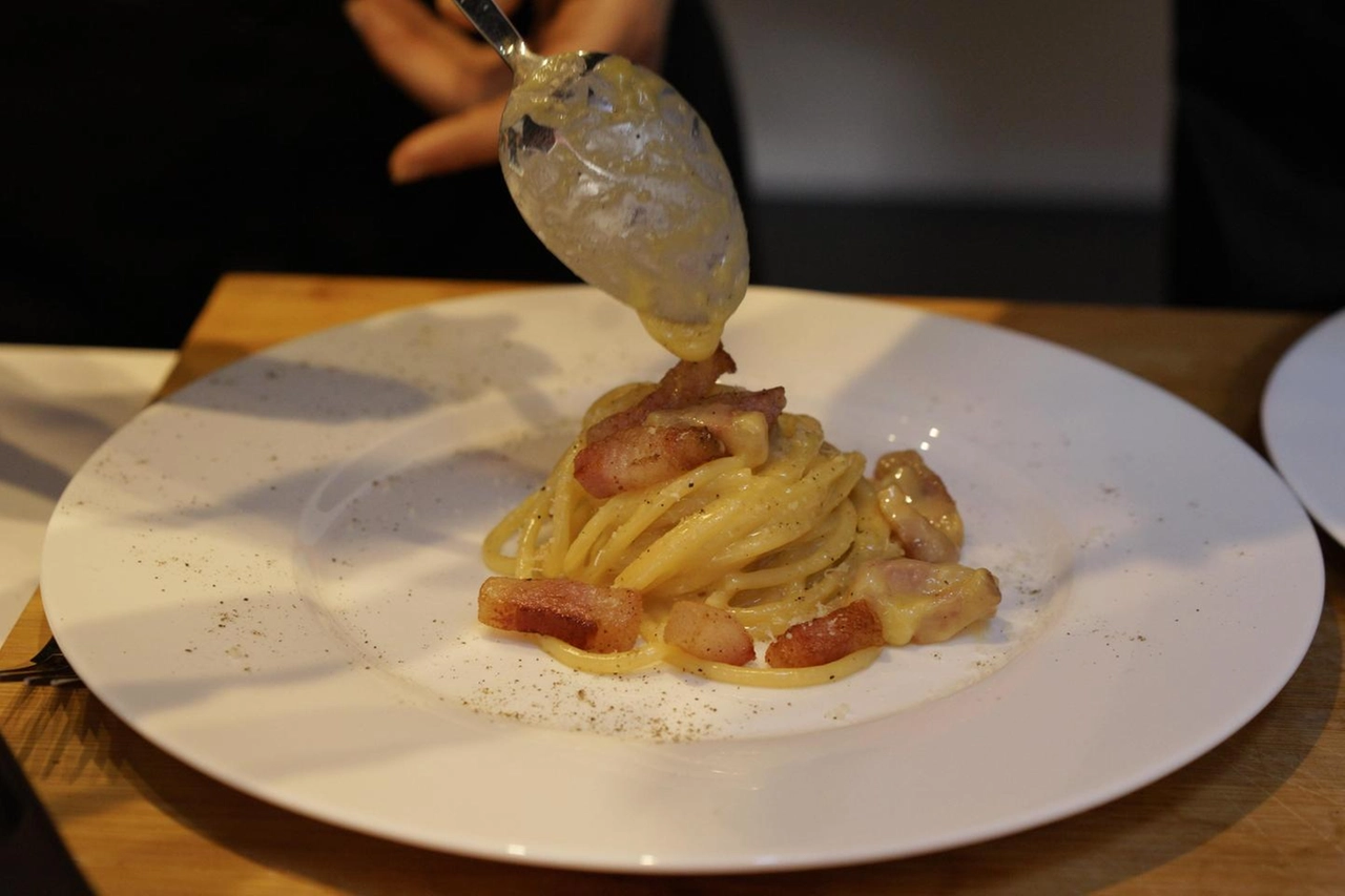 Spaghetti alla carbonara (Ansa)