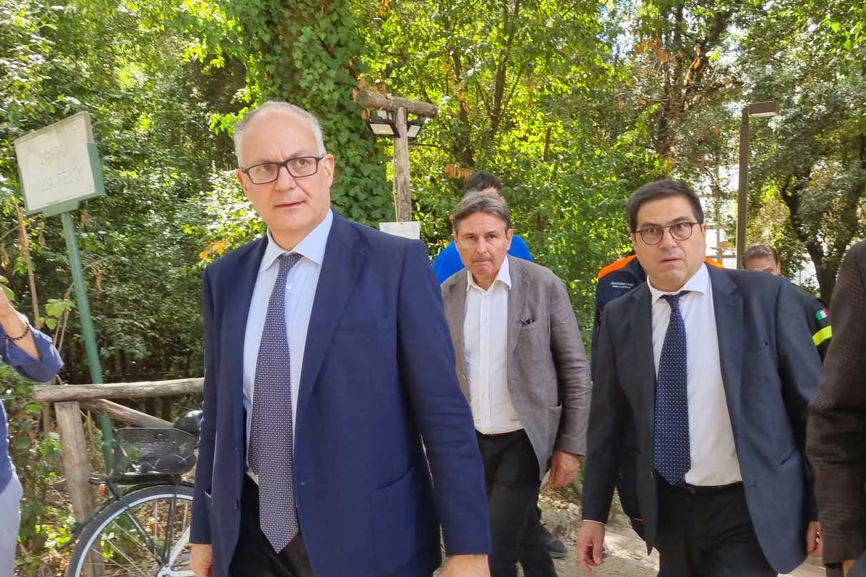 Il sindaco Gualtieri e l'assessore D'Amato sul posto 