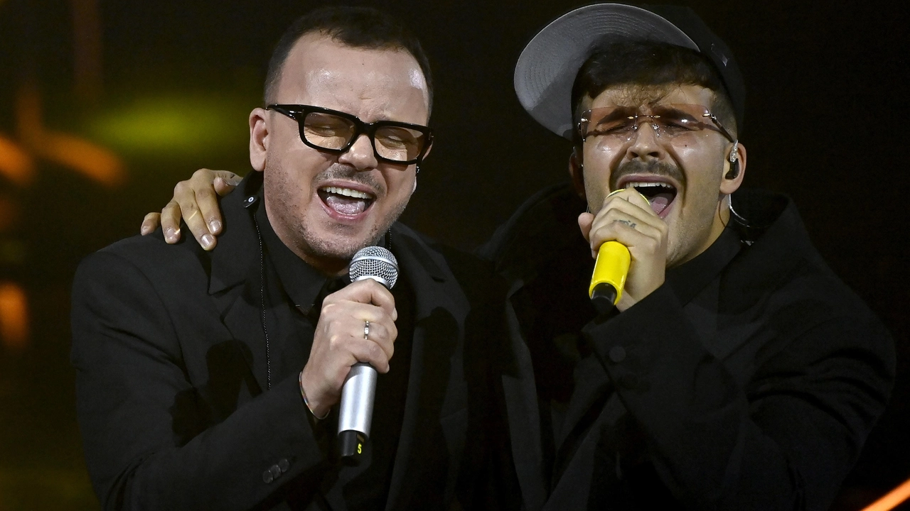 Geolier e Gigi d'Alessio a Sanremo (Ansa)