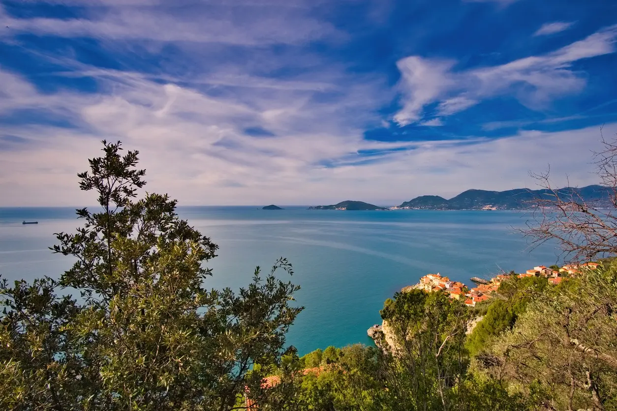 Liguria, 5 sentieri fra mare e montagna