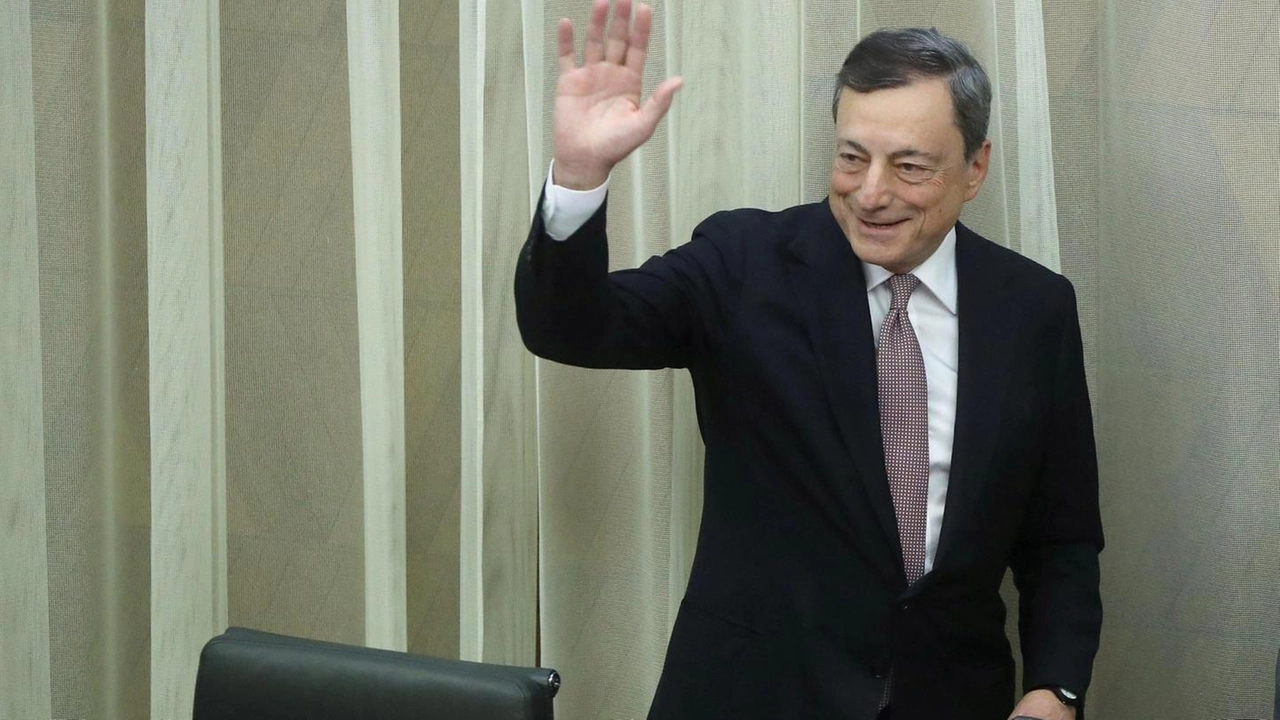 Crescono le voci favorevoli a una premiership Mario Draghi