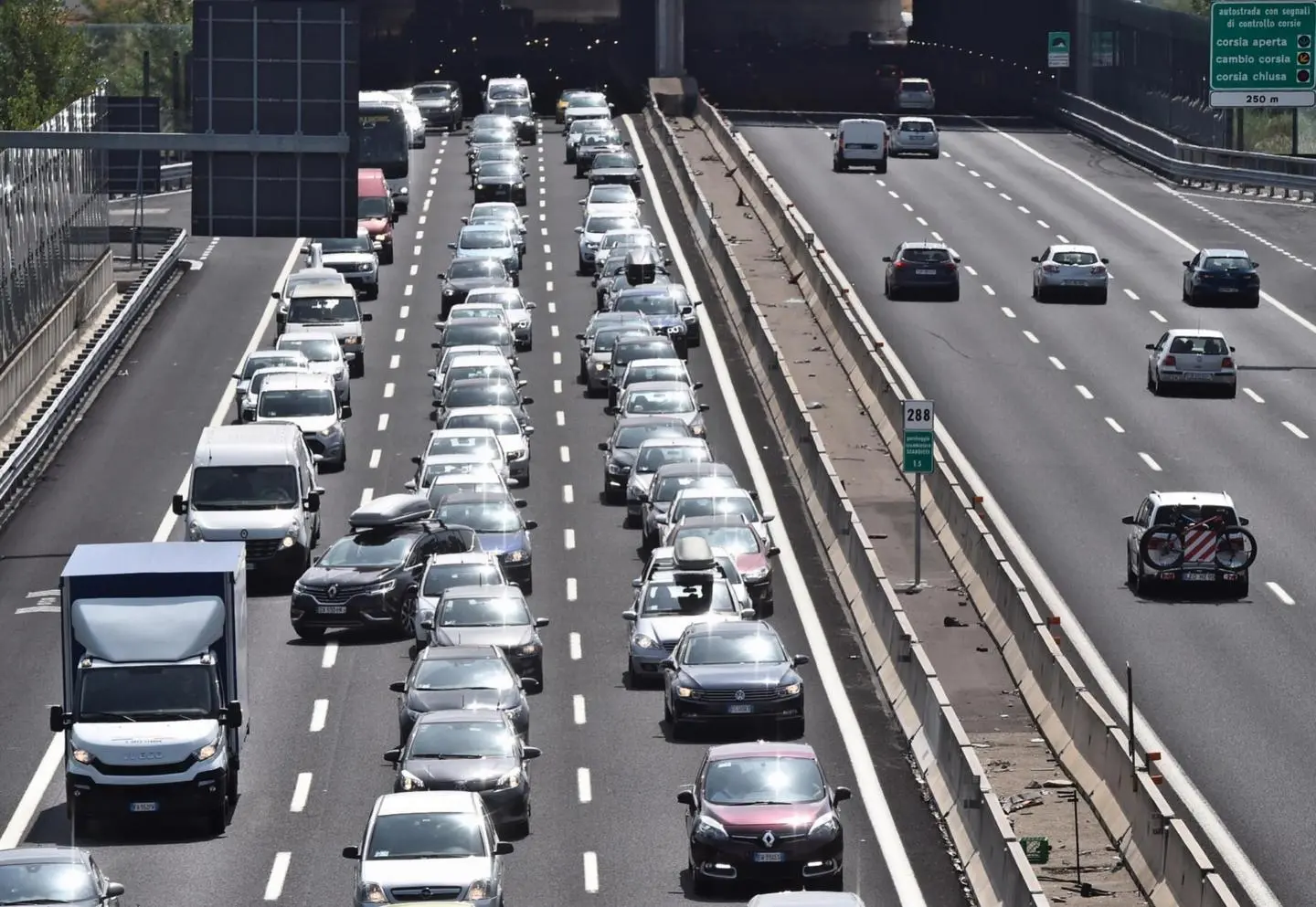 Previsioni meteo e traffico, weekend bollente