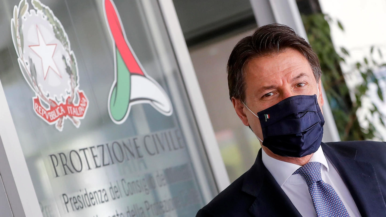 Giuseppe Conte (Ansa)