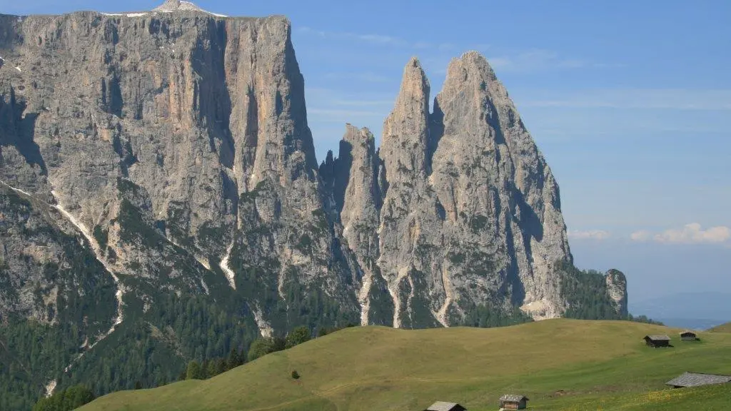 Incidente in montagna, morti due alpinisti sull'Alpe di Siusi