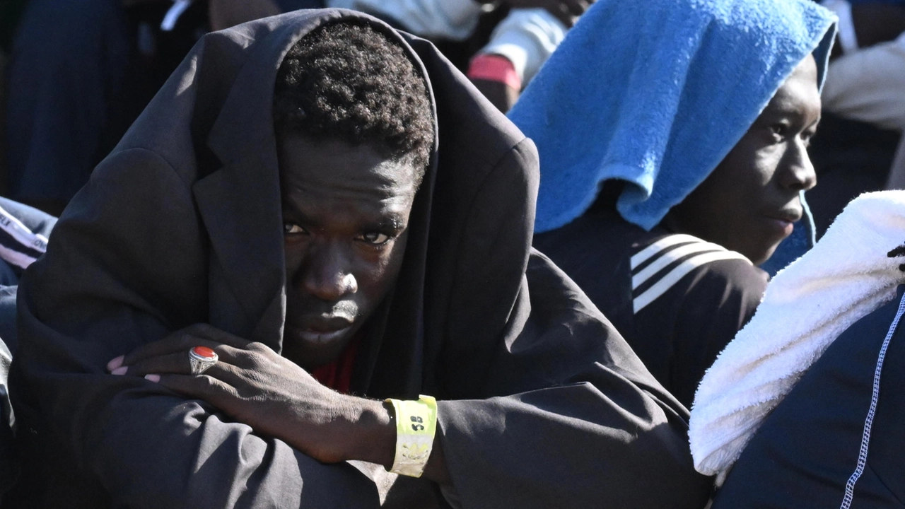 Migranti, Lampedusa (Ansa)